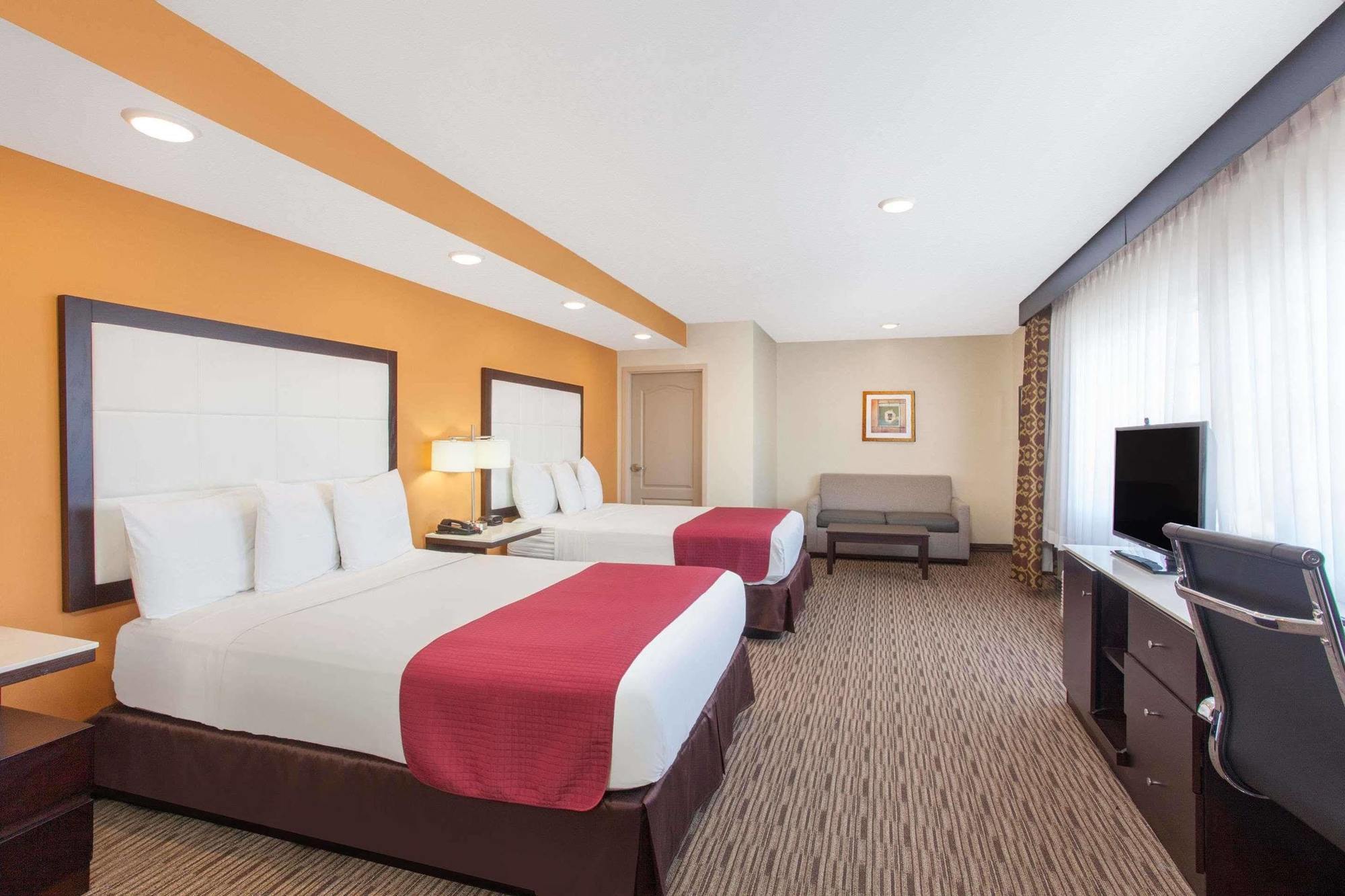 Ramada By Wyndham Culver City Los Angeles Eksteriør bilde